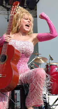 Charo in Concert in New York 8-30-04 - photo by RJ